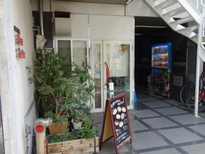イーストエンドビル１階店舗