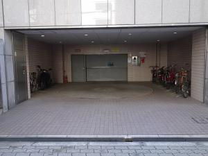 弘和産業ビル立体駐車場