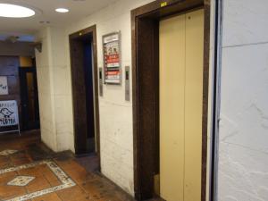 チロル茶屋町エレベーター