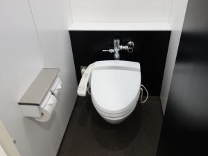 ランズ瓦町ビルディング温水洗浄便座