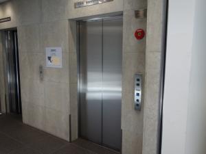 ＪＰＲ心斎橋ビルエレベーター