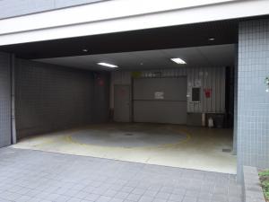 西本町木津ビル立体駐車場
