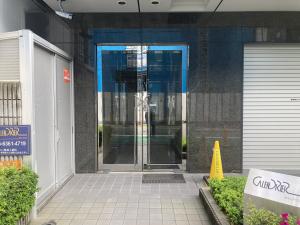 カランドリエビル　ビル入口