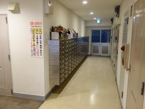 阿波座駅前マンション郵便ポスト