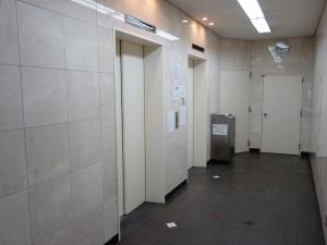 本町ビジネスビルエレベーター