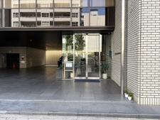 南森町ビルエントランス