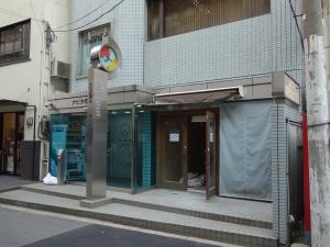 ナビタ灯阪ビル１階店舗