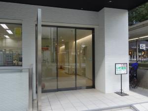 信濃橋ＦＪビルエントランス