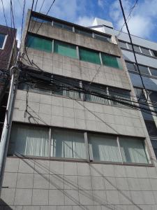 商栄ビル外観