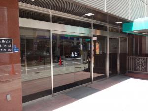 心斎橋大陽ビルエントランス