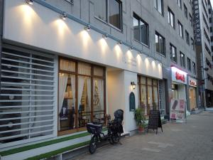 南森町イシカワビル１階店舗