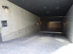ＫＤＸレジデンス本町橋ビル駐車場