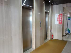 ワイダ本町ビルエレベーター