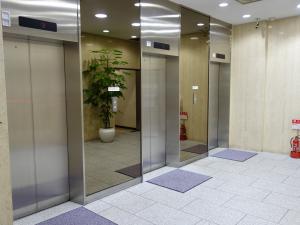 日建ビルエレベーター