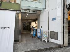 四ツ橋川崎ビルエントランス