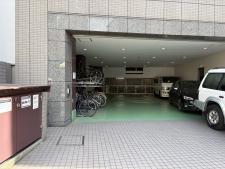 イトーダイ靭本町ビル立体駐車場