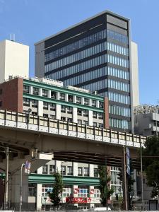 ＵＭＥＤＡ　ＥＡＳＴ　ＣＲＯＳＳ外観