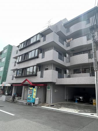 パウゼ上本町　外観