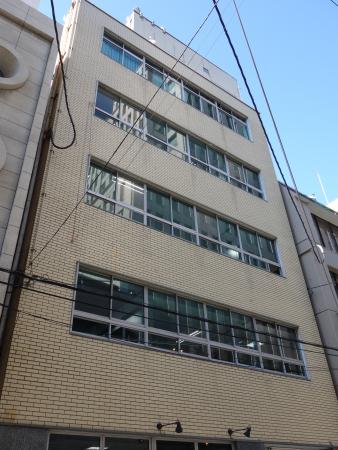 船岡ビル外観