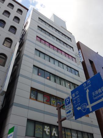マエダ北ビル外観