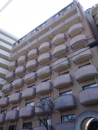 アインズビル梅田外観