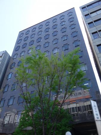三共ビル梅新外観