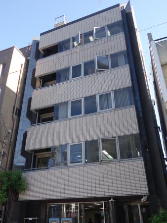 AVALONビル外観