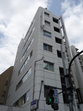 昭和南森町ビル外観