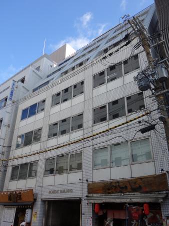 ボンベイビル外観