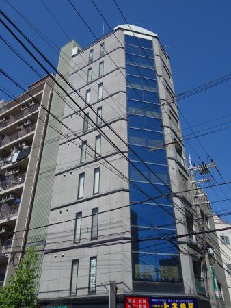 サンタワー新大阪ビル外観