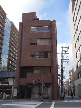 梅軒ビル