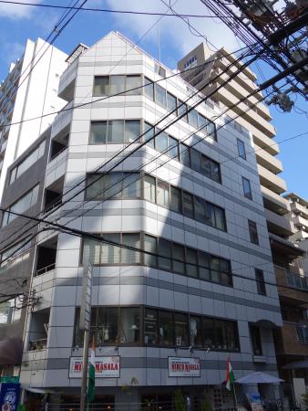 ストーク１０７ビル外観