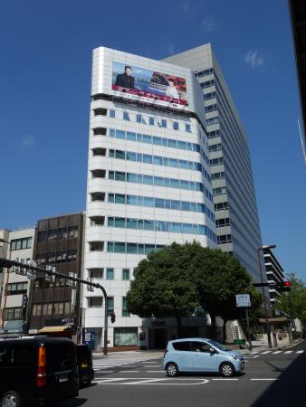 セブン谷4ビル外観