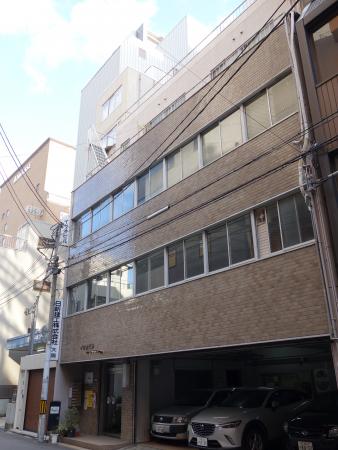 イサオビル外観