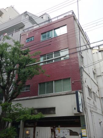 チャームビル外観
