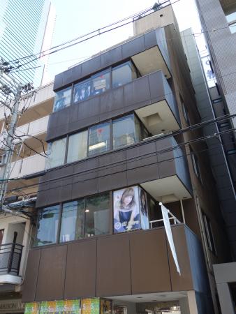北梅田清和ビル外観