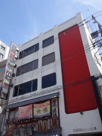曽根崎ムーンビル外観