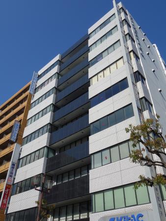 ナンバグランドビル外観
