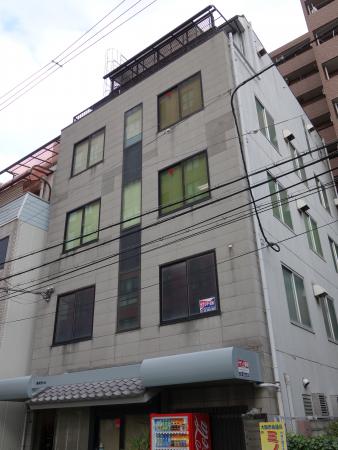 自由堂ビル外観
