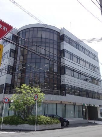 寺岡精工関西ビル外観