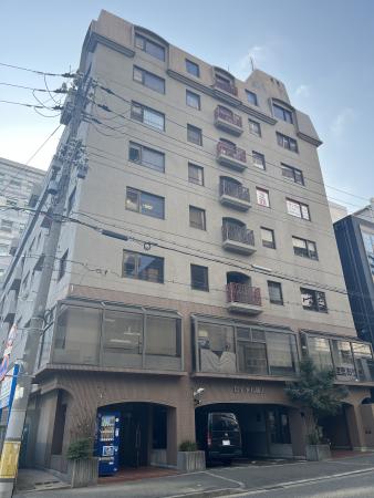 ロイヤル磯上 外観
