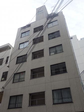 クレスト南船場ビル外観