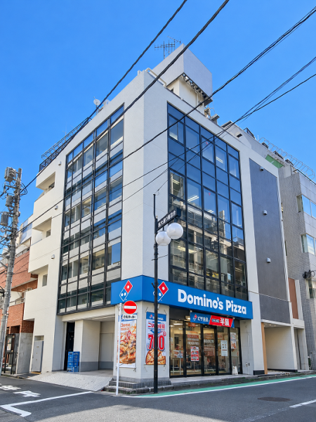 ＴＨＥ　Ｃｏｒｎｅｒ　ＳＨＩＮＪＵＫＵ