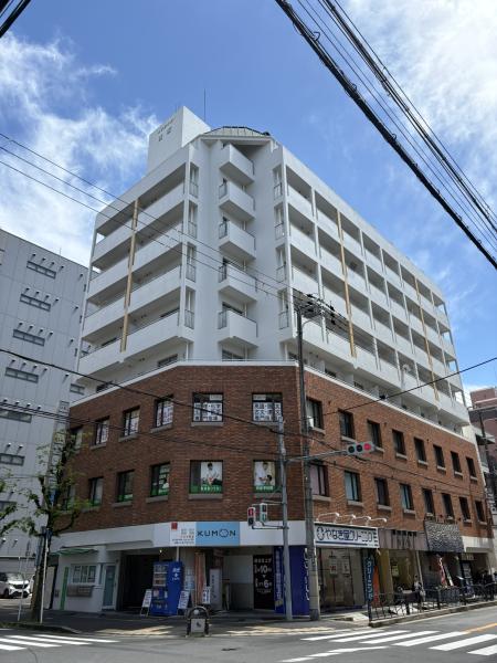 リアライズ江坂ビル外観
