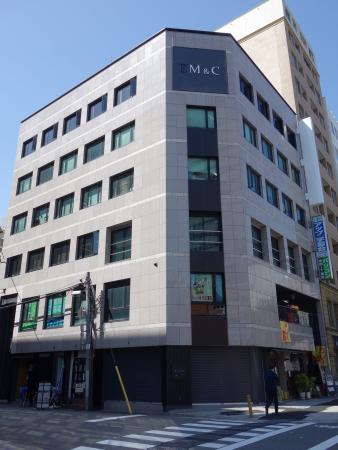EM&C谷町ビル外観