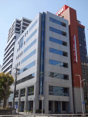 新大阪パークサイドビル外観
