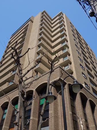 朝日プラザ梅田ビル外観