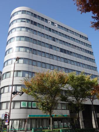 梅田アスカビル外観