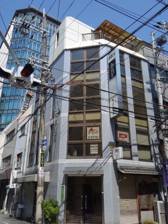 衣笠(きぬがさ)ビル外観