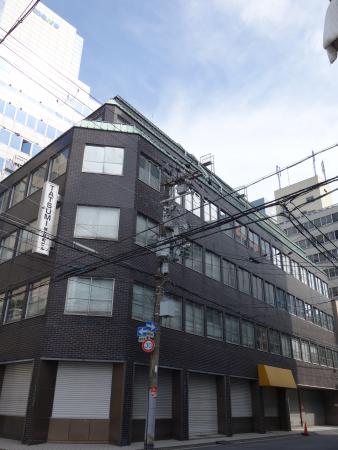 ＴＡＴＳＵＭＩ梅ヶ枝町ビル外観